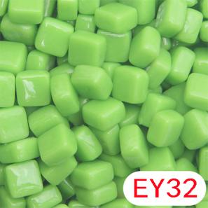 EY32  10mm Square Recycled Glass