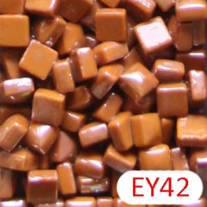 EY42  10mm Square Recycled Glass