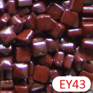 EY43  10mm Square Recycled Glass