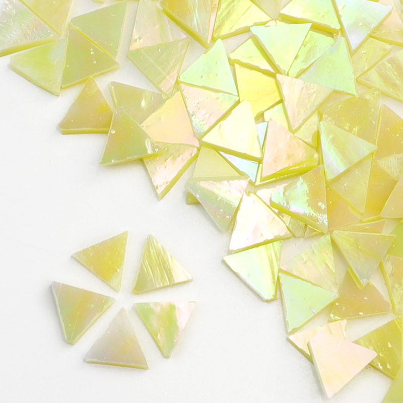 TR50i  Triangle Stained Glass