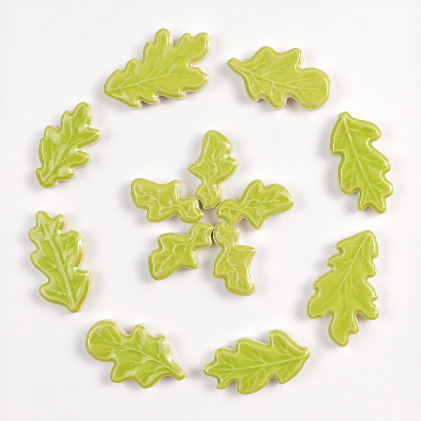WL32  Oak Leaves